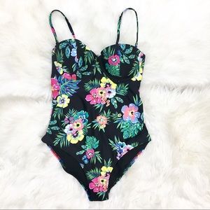 Old navy floral pattern bathing suit